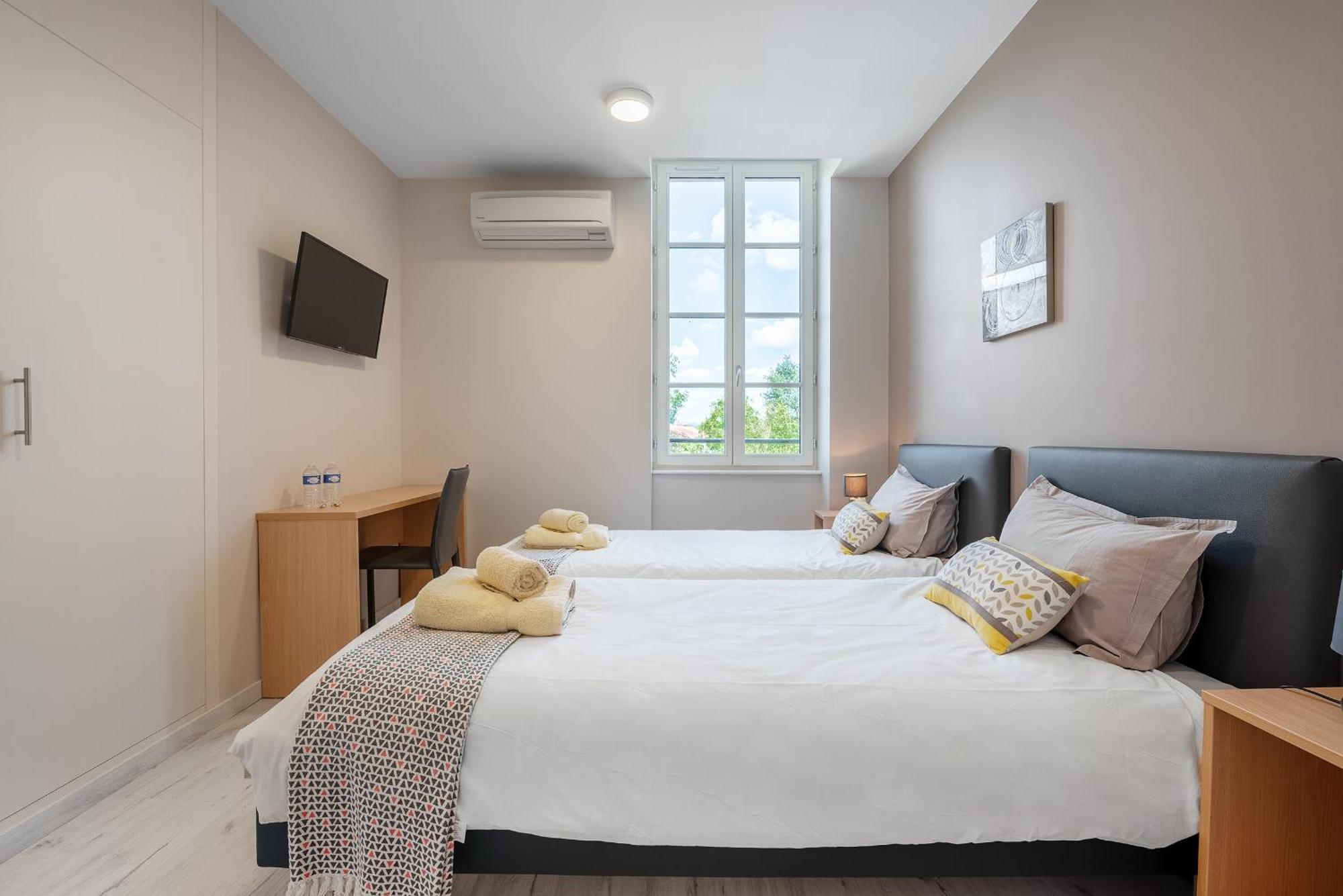 -Maison Calmels-Pmr-7 Chambres Et 7 Sdb - Proche Albi Carmaux Экстерьер фото